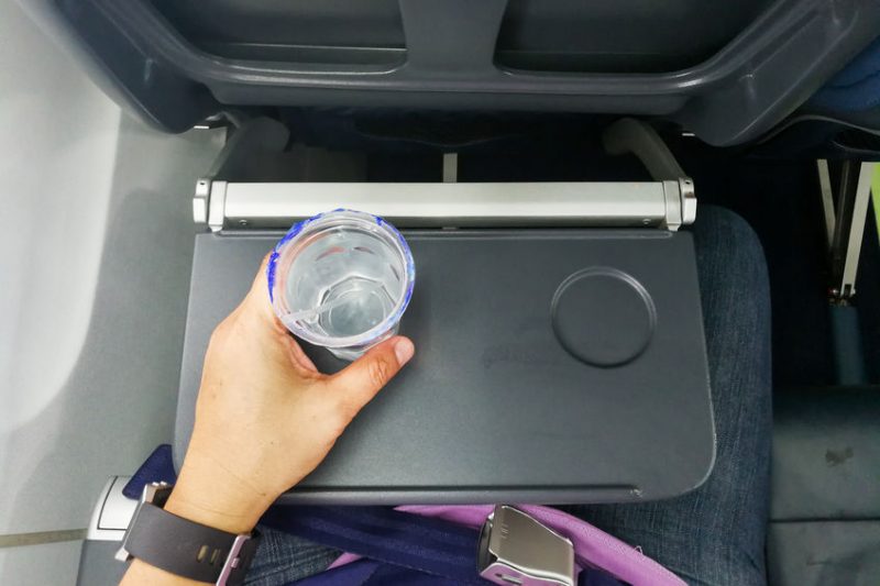 10 tips for staying healthy when flying