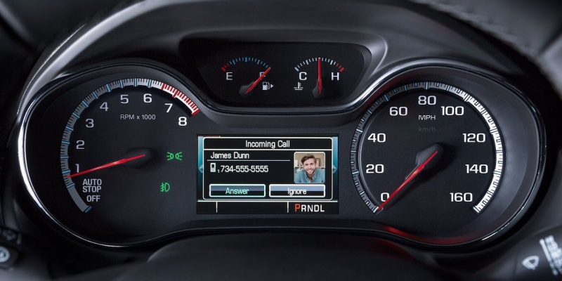 2017-cruze-gal-int-6.jpg