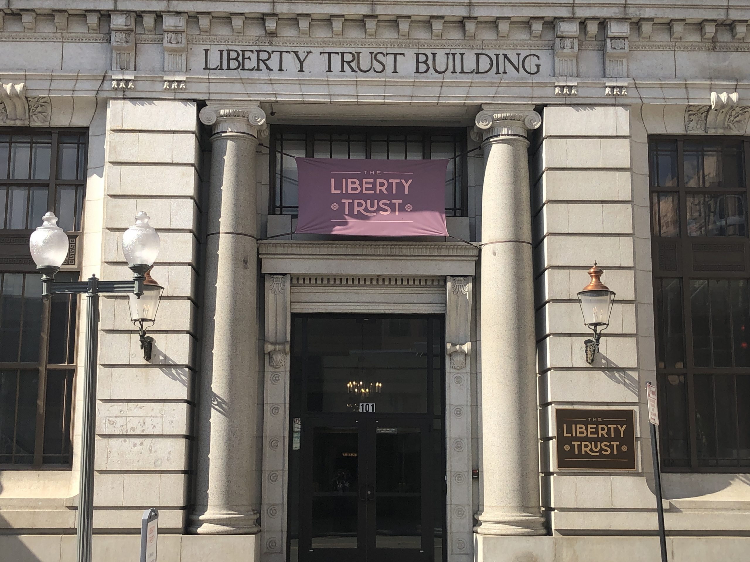 The Liberty Trust Hotel – A boutique getaway in Roanoke